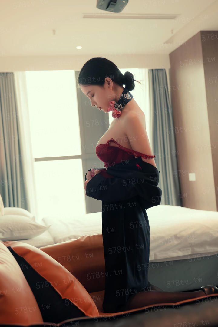 一个谣言的女人