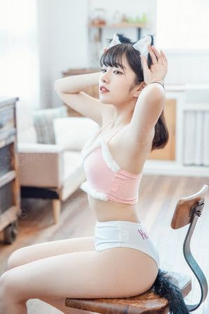 4月8日 22-23赛季英超第30轮 布伦特福德VS纽卡斯尔