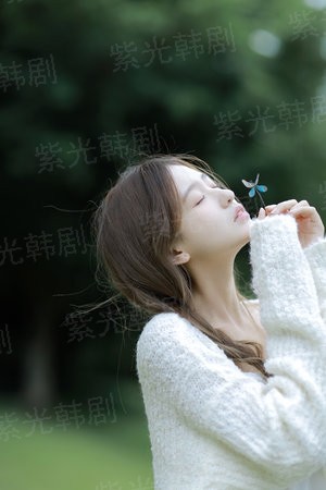 警报：刑警·女友·完全恶女