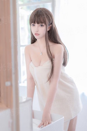 尼克·克罗尔：小小大男孩