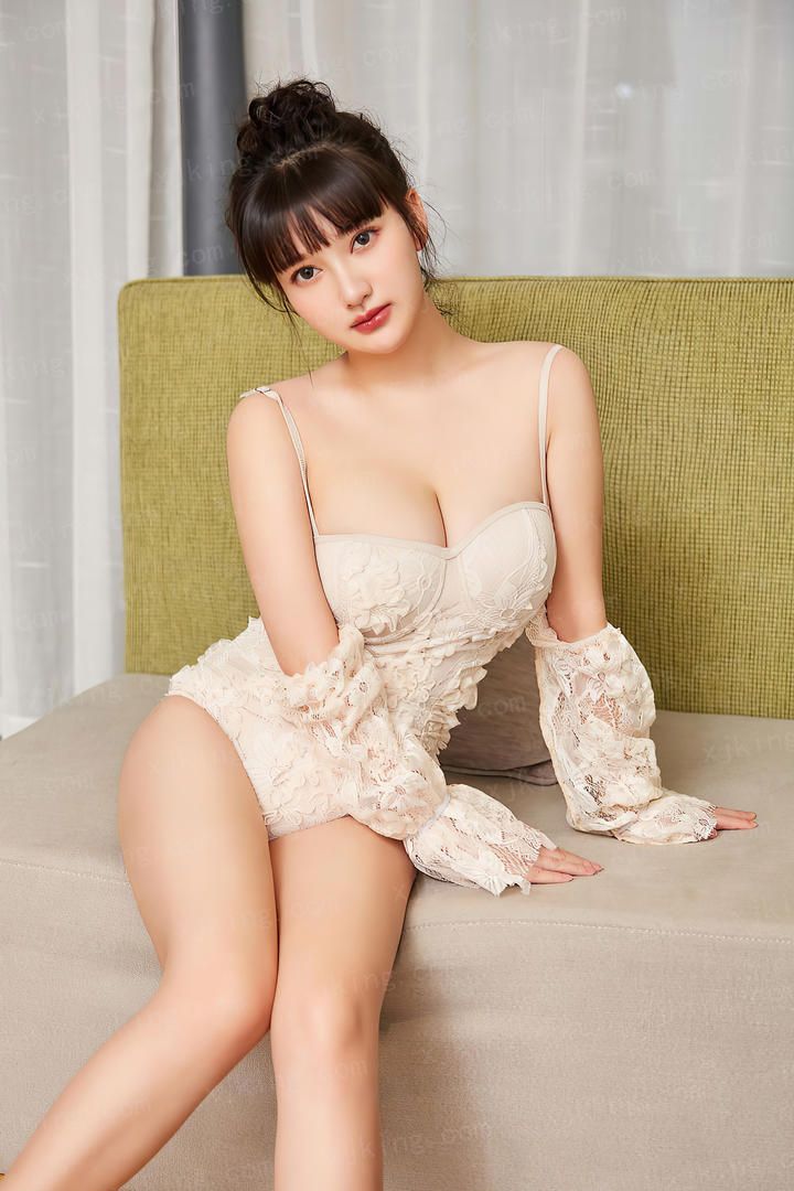 三角窗外是黑夜