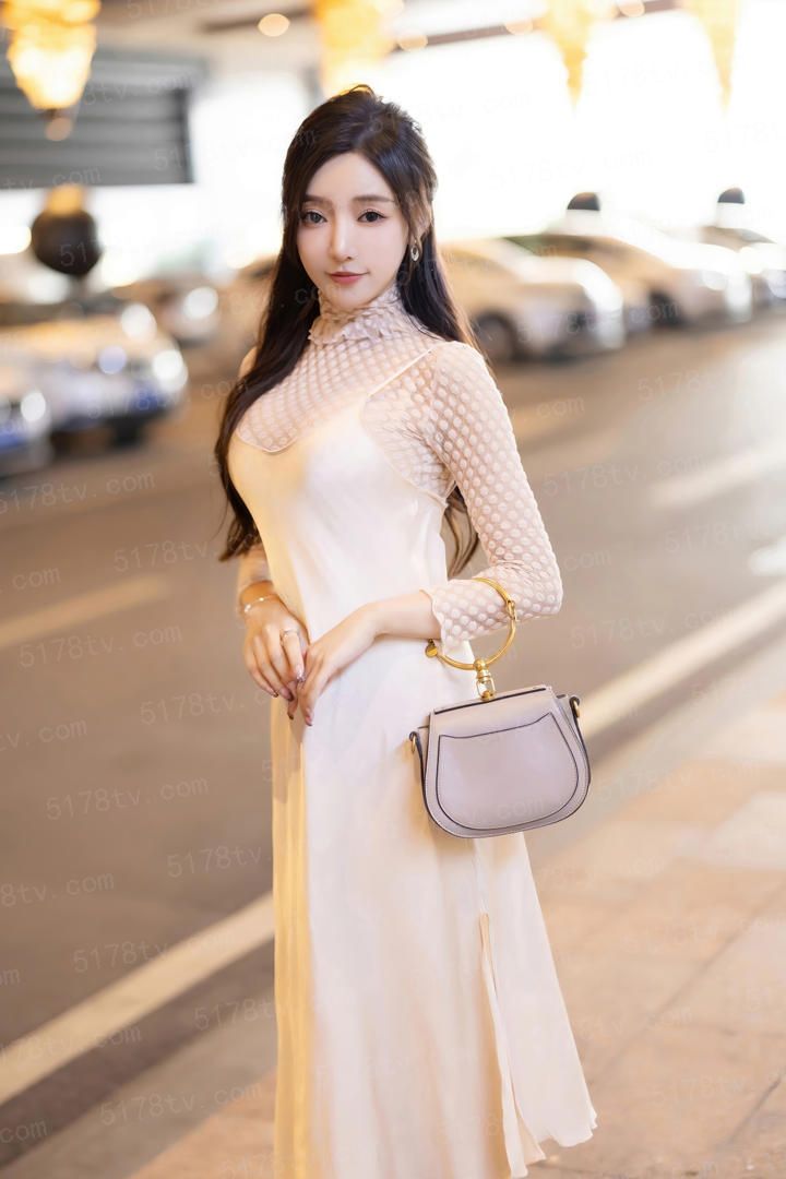 热恋中的女人