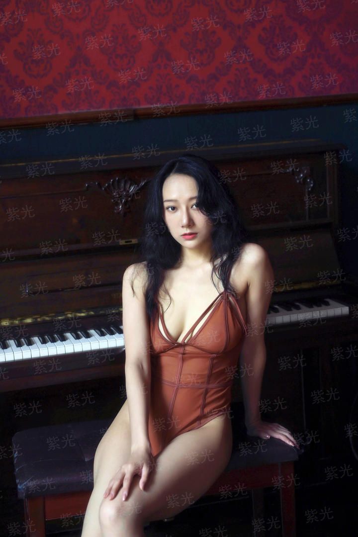 战栗女人香